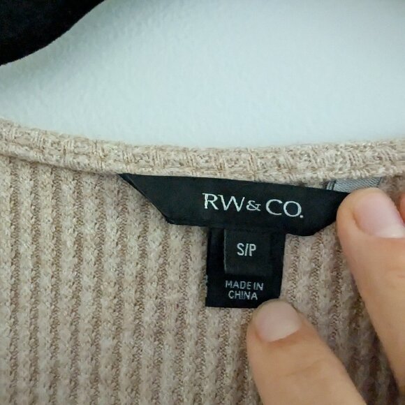 RW&CO. waffle lounge romper - Picture 3 of 8